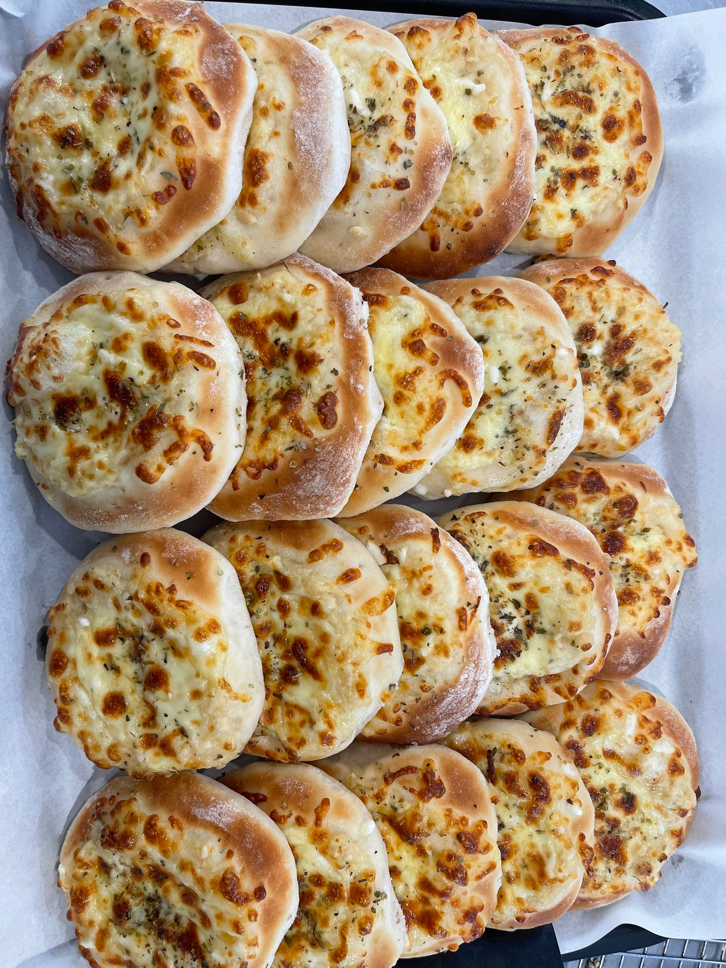 Garlic and Cheese Bites