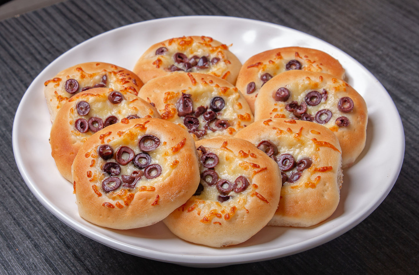 Cheese & Olive Pizza Bites