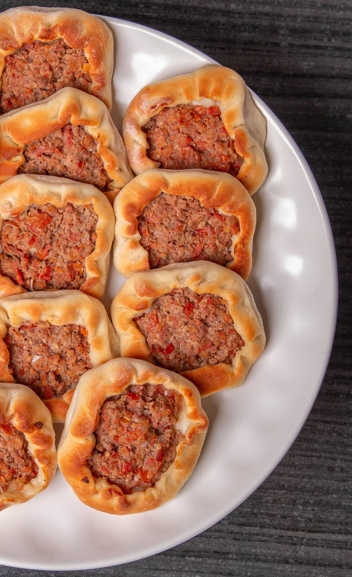 Traditional Meat Pizza (Lahem B'ajeen)