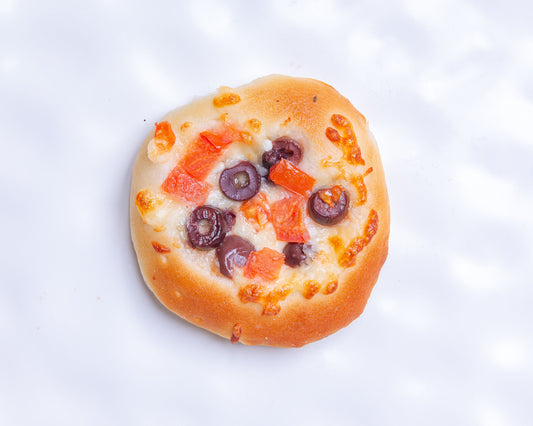 Cheese, Olive & Tomato Pizza Bites